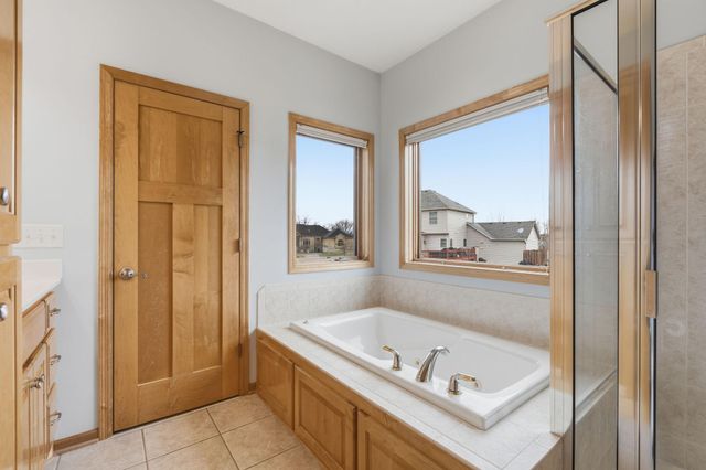 7360 Peltier Circle, Centerville, MN 55038