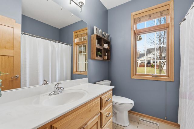 7360 Peltier Circle, Centerville, MN 55038