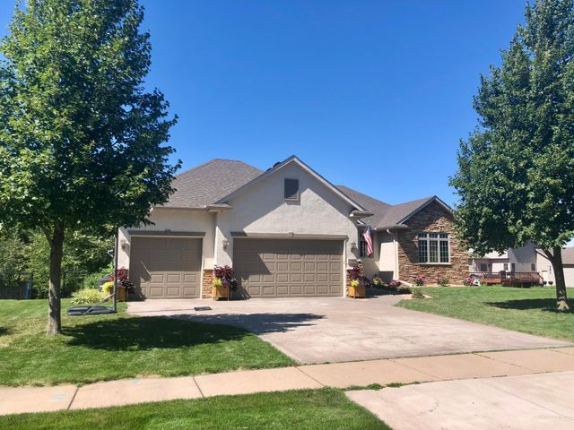 7360 Peltier Circle, Centerville, MN 55038