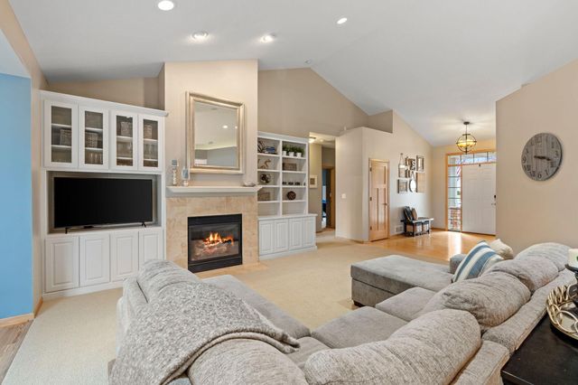 7360 Peltier Circle, Centerville, MN 55038