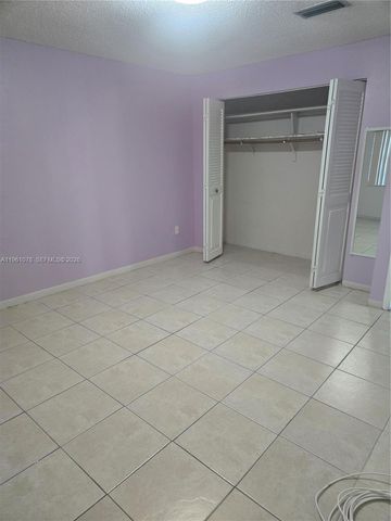 15454 SW 85th Lane 135, Miami, FL 33193