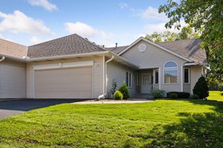 2700 Boulder Drive, Burnsville, MN 55337