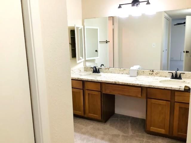 6201 Beverlyhill Street 8, Houston, TX 77057