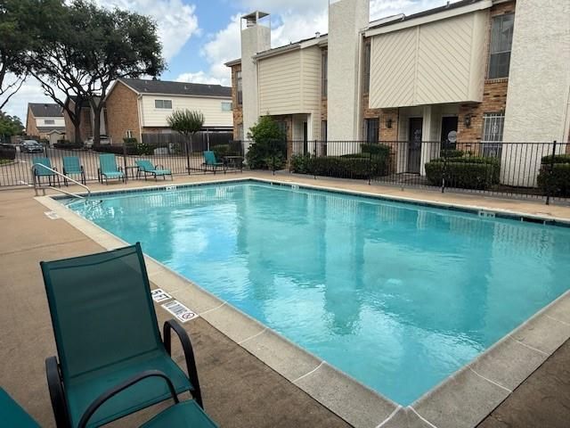 6201 Beverlyhill Street 8, Houston, TX 77057
