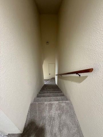6201 Beverlyhill Street 8, Houston, TX 77057