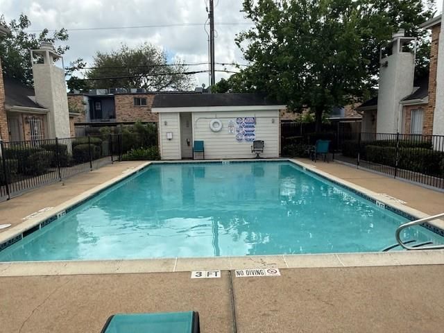 6201 Beverlyhill Street 8, Houston, TX 77057