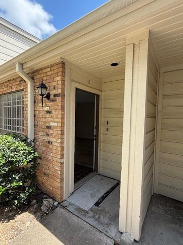 6201 Beverlyhill Street 8, Houston, TX 77057