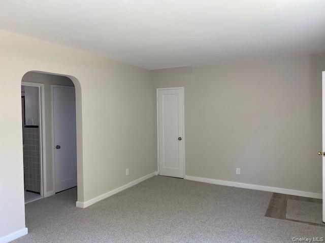 260-18 75th Avenue 1st fl, Glen Oaks, NY 11004