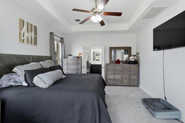 305 Lightcliff ST, Hutto, TX 78634