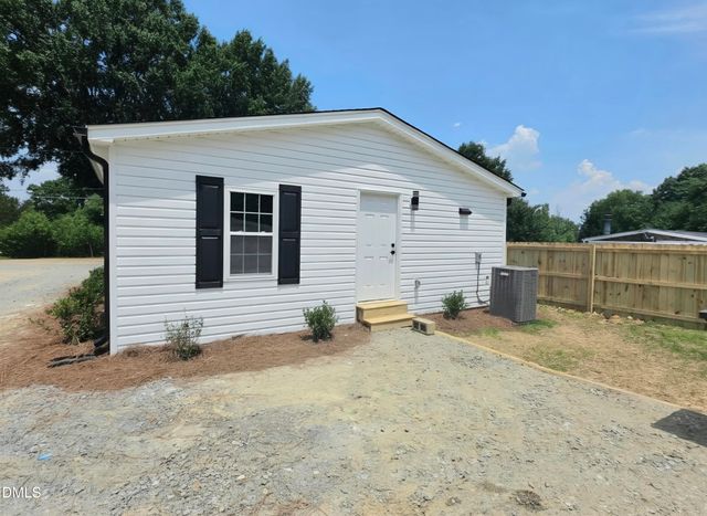 1330 Pollard Avenue, Burlington, NC 27217