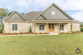 100 Colton Drive, Bonaire, GA 31005