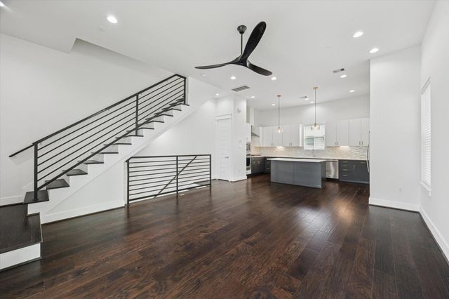 2116 Naomi Street A, Houston, TX 77054