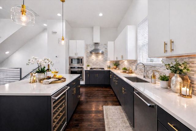 2116 Naomi Street A, Houston, TX 77054