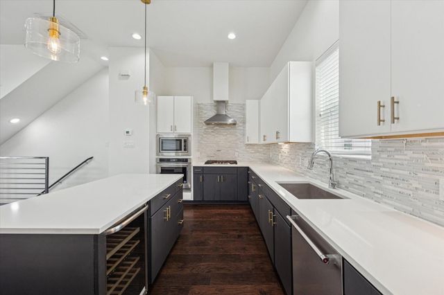 2116 Naomi Street A, Houston, TX 77054