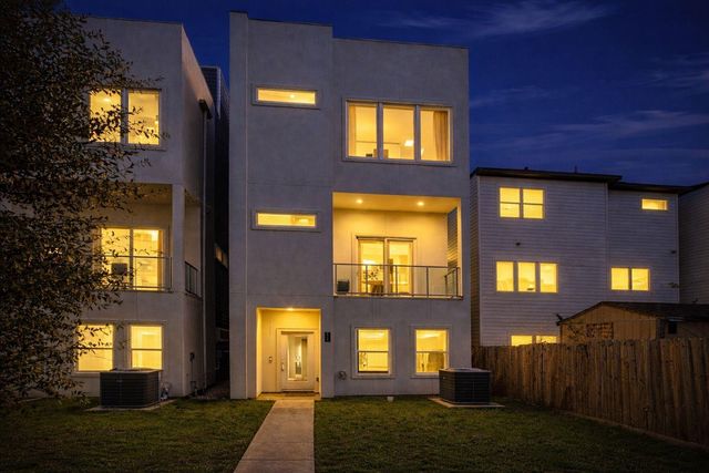 2116 Naomi Street A, Houston, TX 77054