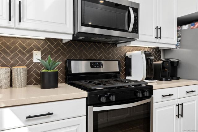 27746 Old Dairy Way, Valley Center, CA 92082