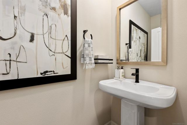 27746 Old Dairy Way, Valley Center, CA 92082