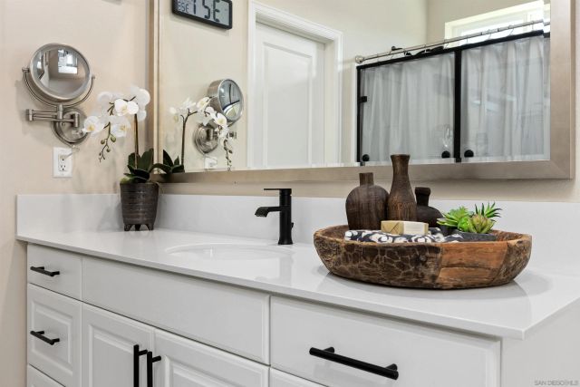 27746 Old Dairy Way, Valley Center, CA 92082