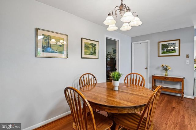 3303 POCAHONTAS DR, Edgewater, MD 21037