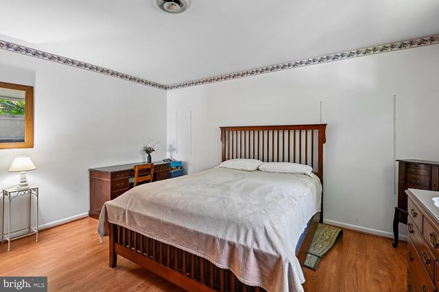3303 POCAHONTAS DR, Edgewater, MD 21037