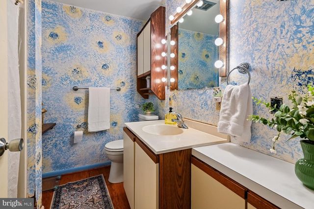 3303 POCAHONTAS DR, Edgewater, MD 21037