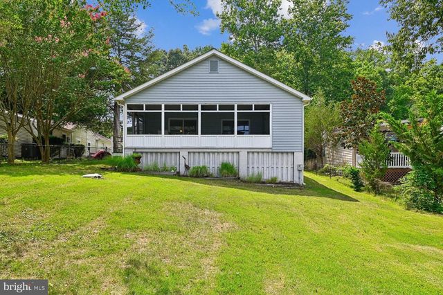 3303 POCAHONTAS DR, Edgewater, MD 21037