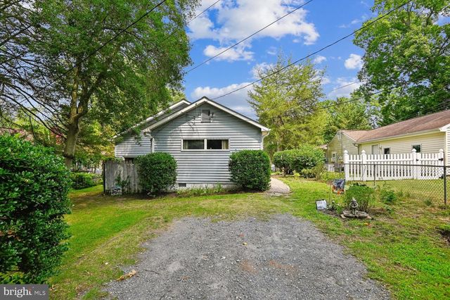3303 POCAHONTAS DR, Edgewater, MD 21037