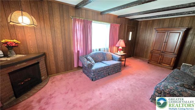 2108 Columbia Avenue, Whitehall Twp, PA 18052