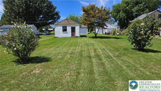2108 Columbia Avenue, Whitehall Twp, PA 18052