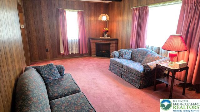 2108 Columbia Avenue, Whitehall Twp, PA 18052