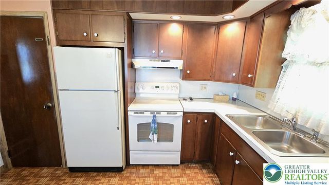 2108 Columbia Avenue, Whitehall Twp, PA 18052