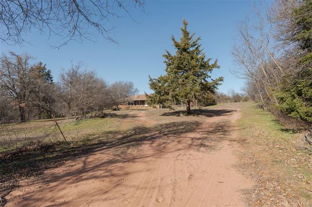 330348 E 1010 Road, Harrah, OK 73045