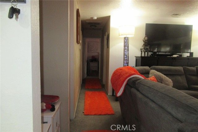 15774 Winnebago Road, Apple Valley, CA 92307