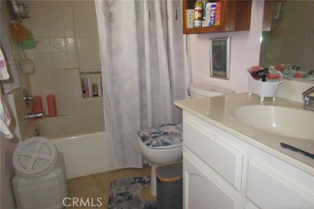 15774 Winnebago Road, Apple Valley, CA 92307