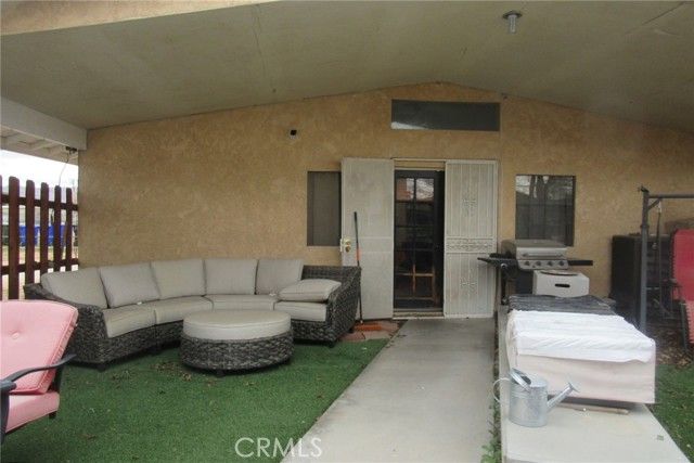 15774 Winnebago Road, Apple Valley, CA 92307