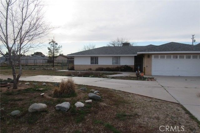 15774 Winnebago Road, Apple Valley, CA 92307