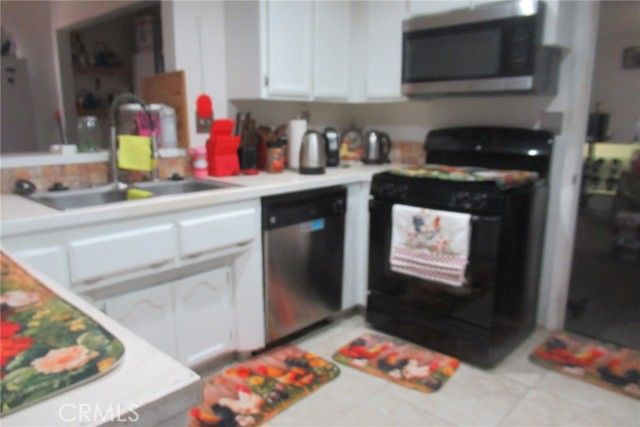 15774 Winnebago Road, Apple Valley, CA 92307