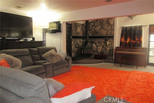 15774 Winnebago Road, Apple Valley, CA 92307