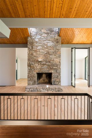 3 Holly Hill Road, Asheville, NC 28803