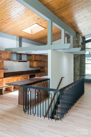 3 Holly Hill Road, Asheville, NC 28803