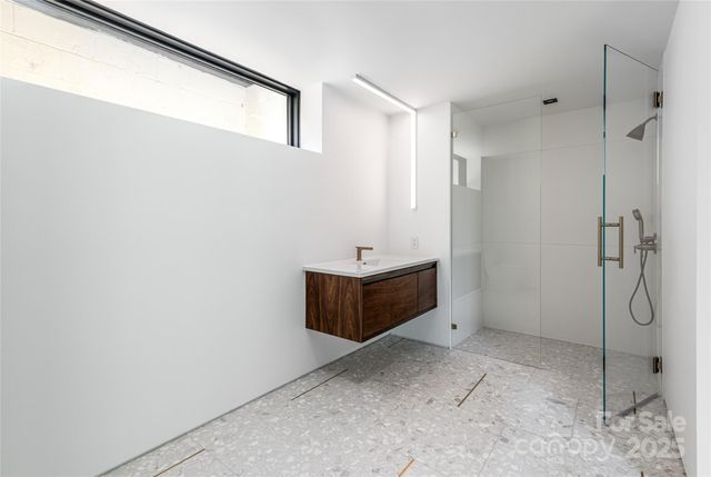 3 Holly Hill Road, Asheville, NC 28803