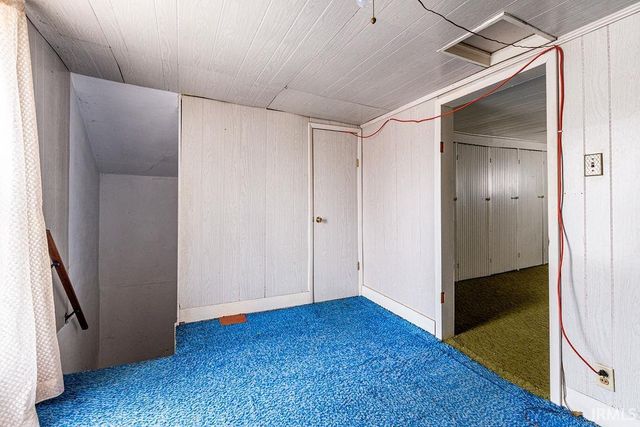 214 S Elm Street, Albion, IN 46701