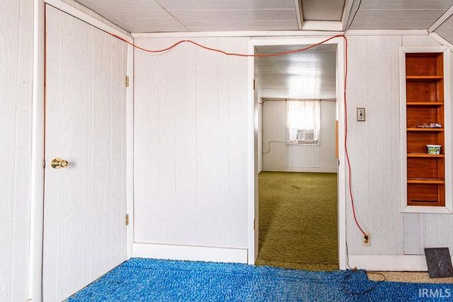 214 S Elm Street, Albion, IN 46701