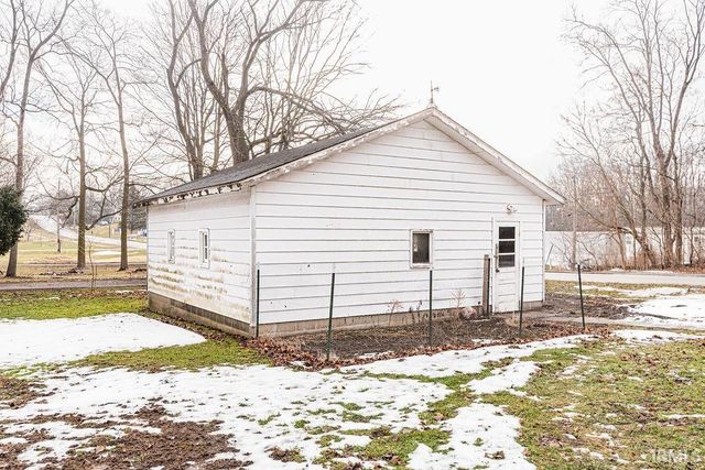 214 S Elm Street, Albion, IN 46701