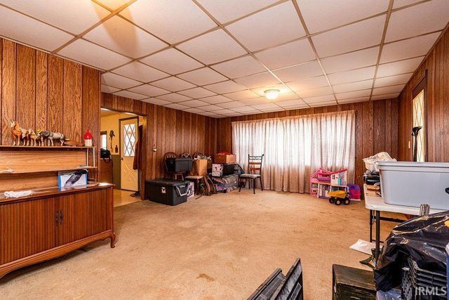 214 S Elm Street, Albion, IN 46701