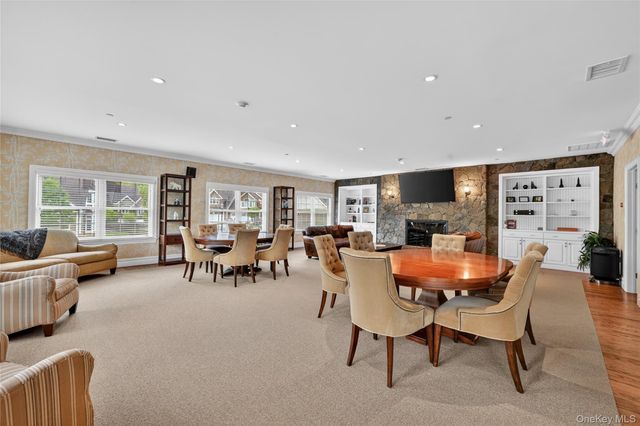 4201 Fred Ill Jr Court, Pearl River, NY 10965