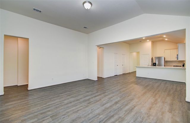 8426 Beacon Bay Circle, Baytown, TX 77523