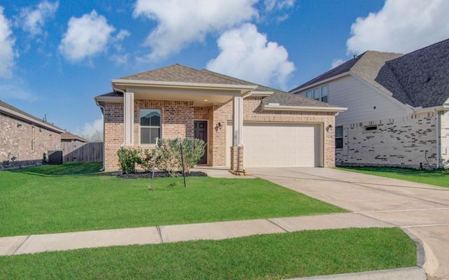 8426 Beacon Bay Circle, Baytown, TX 77523
