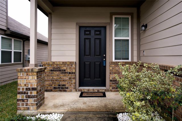 13640 Collier Park Lane, Willis, TX 77378