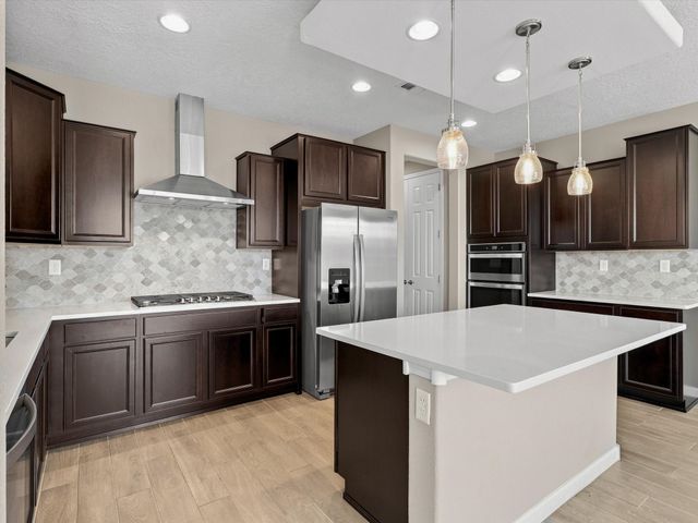 4642 Rail Runner Road, Santa Fe, NM 87507